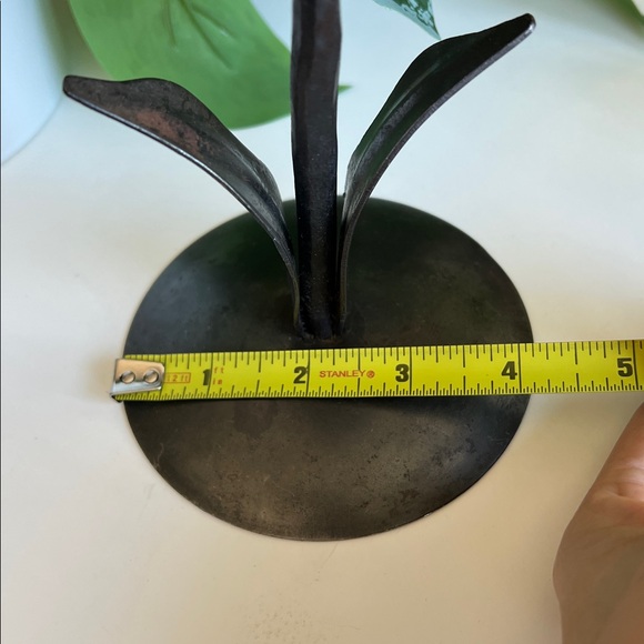 Vintage Floral Iron Metal Candle Holder - Picture 11 of 15